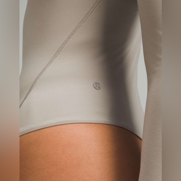NWT Lululemon Wundermost Ultra-Soft Nulu Square-Neck Long-Sleeve Bodysuit - Picture 3 of 14